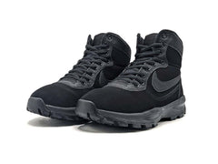 Nike Manoadome