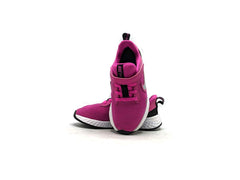 Nike Revolution 5