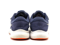 Nike Revolution 4
