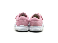 Nike Revolution 4