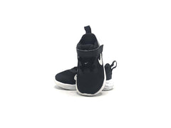 Nike Revolution 6