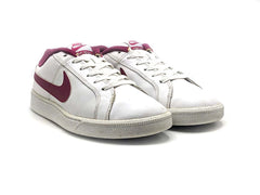 Nike Court Royale