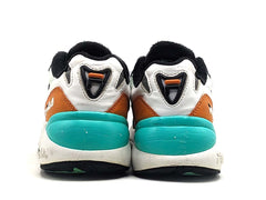 Fila V94M