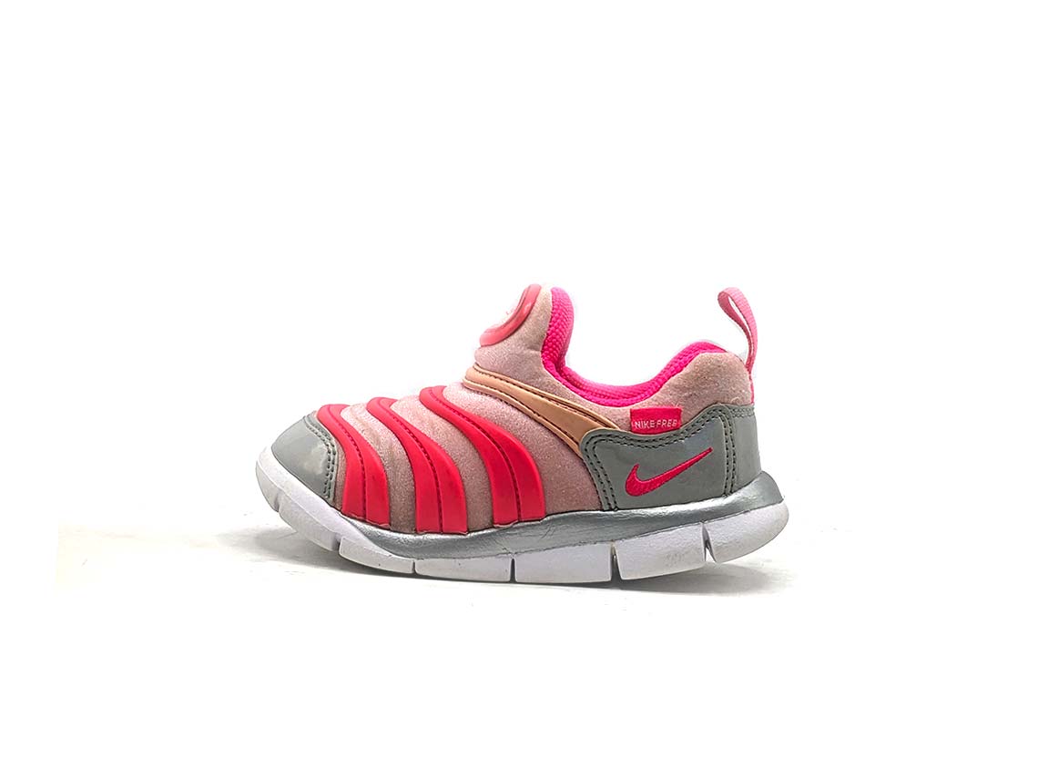 Nike Dynamo Free SE