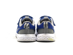 Nike Revolution 5