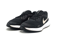 Nike Revolution 5