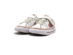 Nike Court Legacy