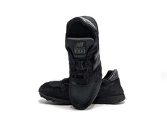 New Balance 373