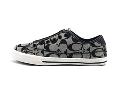 Coach Felix Laceless