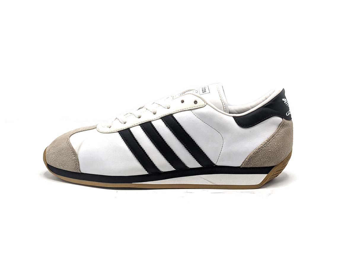 Adidas Country