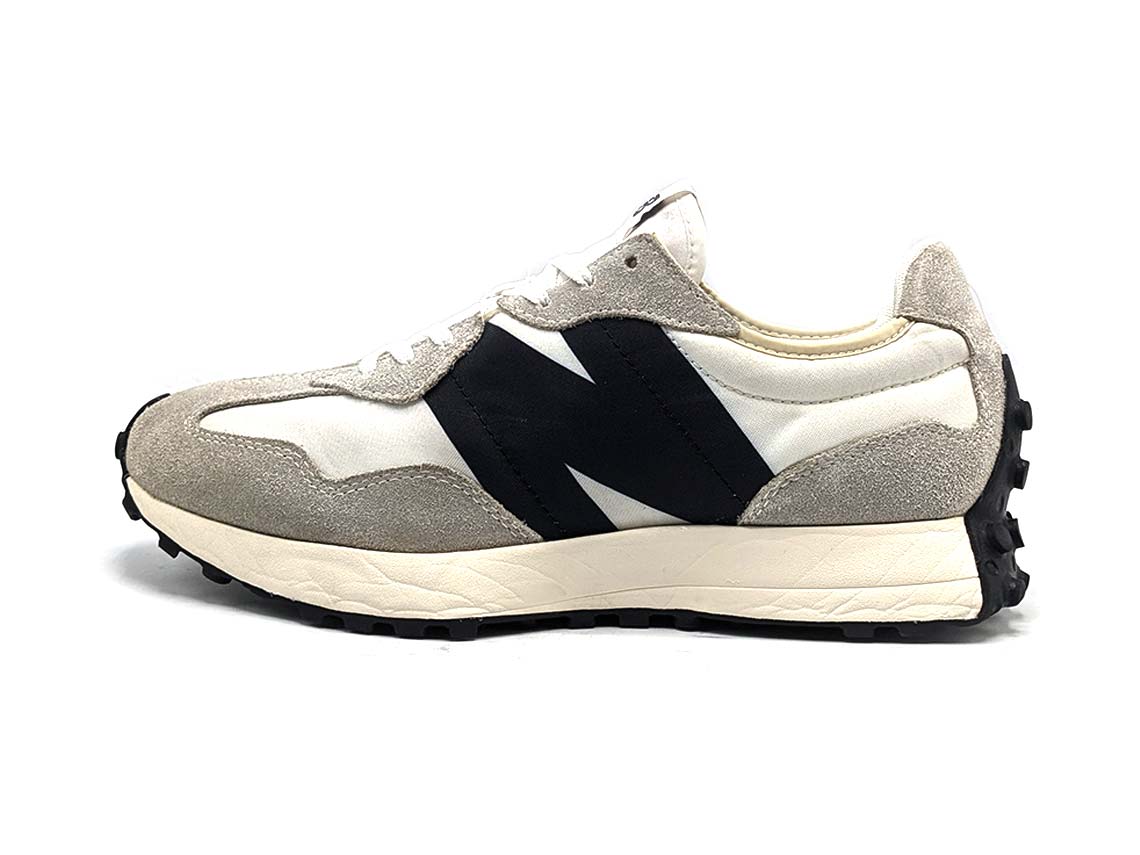 New Balance 327