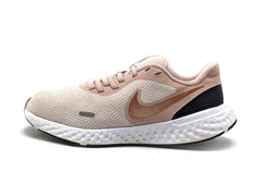 Nike Revolution