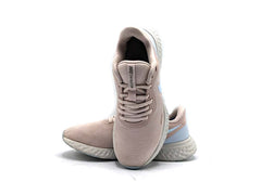 Nike Revolution