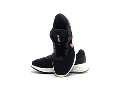 Nike Revolution 6