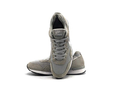 Nike Venture Runner