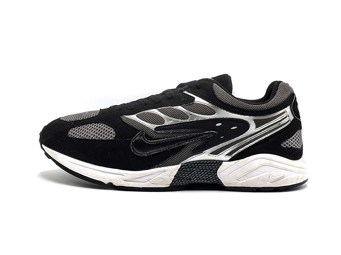 Nike Air Ghost Racer