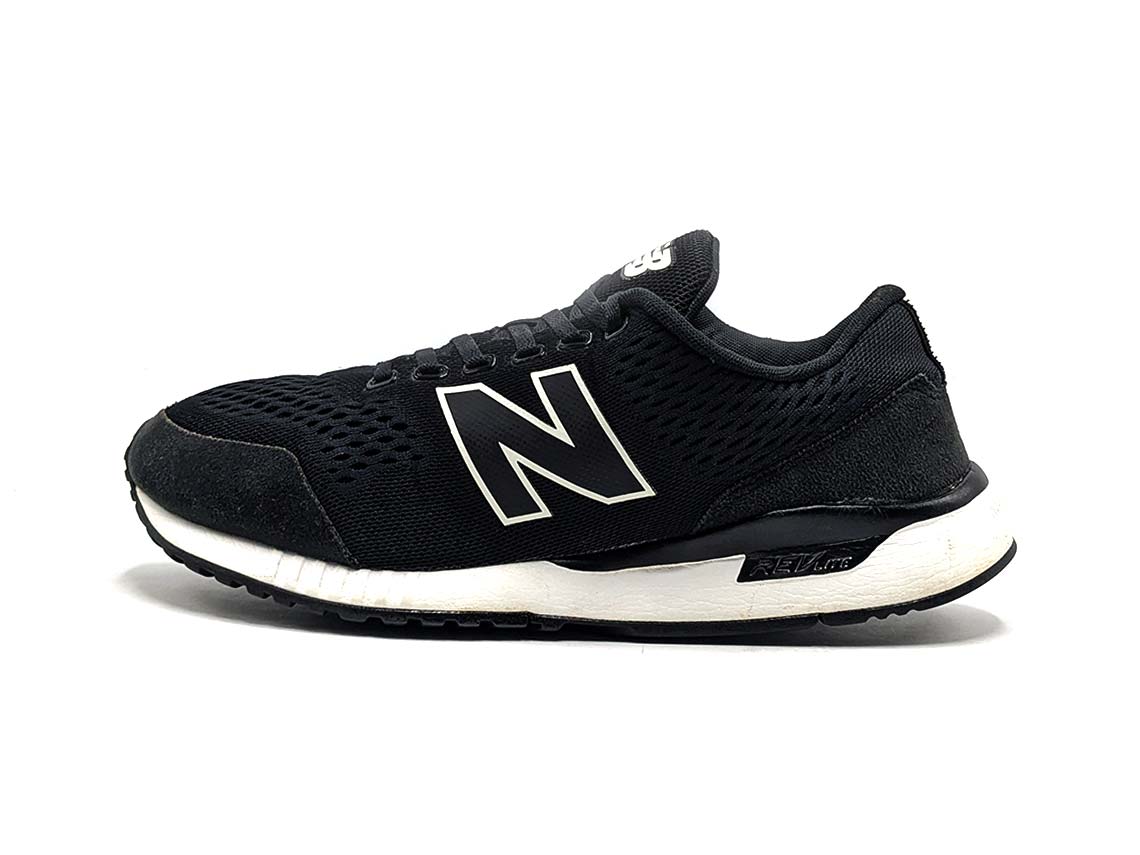 New Balance 005