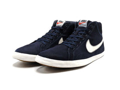 Nike Court Legacy