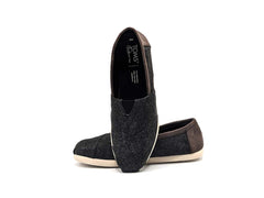Toms