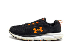 Under Armour Assert 9