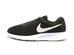 Nike Tanjun