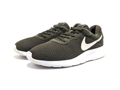 Nike Tanjun