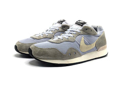 Nike Venture Runner