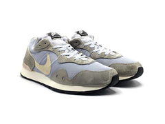 Nike Venture Runner