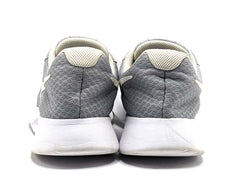 Nike Tanjun
