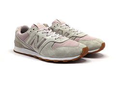 New Balance 996