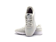 Nike Tanjun