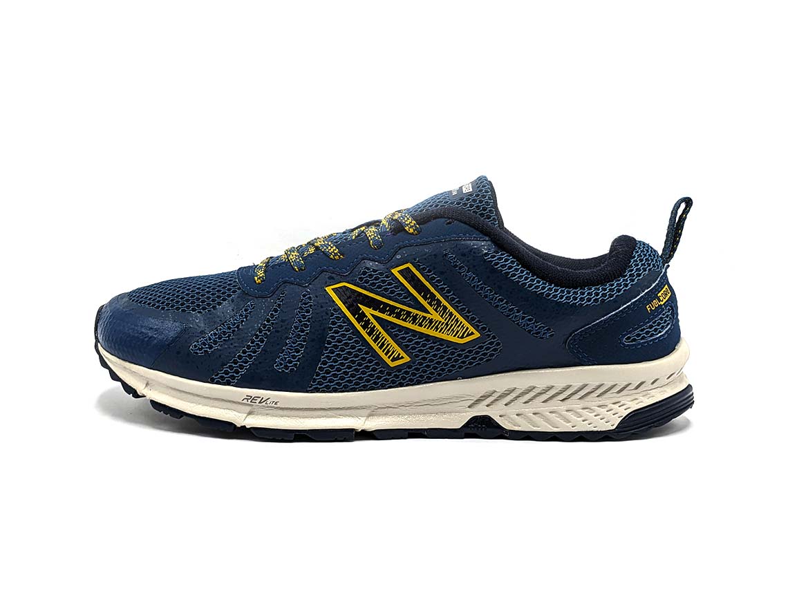 New Balance 590 v4