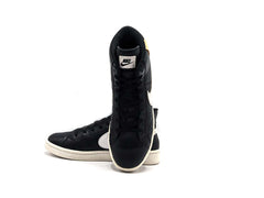 Nike Court Royale 2