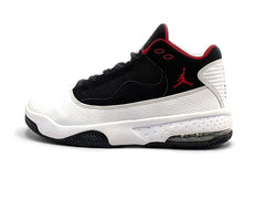 Air Jordan Max Aura 2