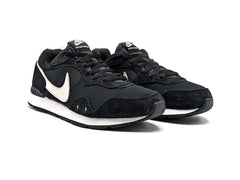 Nike Venture Runner