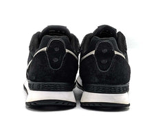 Nike Venture Runner