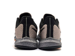 Nike Quest 2 SE