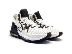 Nike LeBron Witness 6 - Indoor