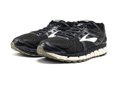Brooks Beast 16