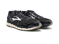 Brooks Beast 16