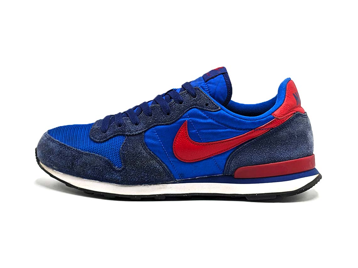Nike Internationalist