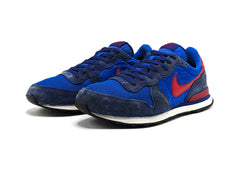 Nike Internationalist