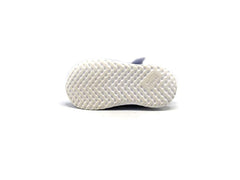 Nike Revolution 5