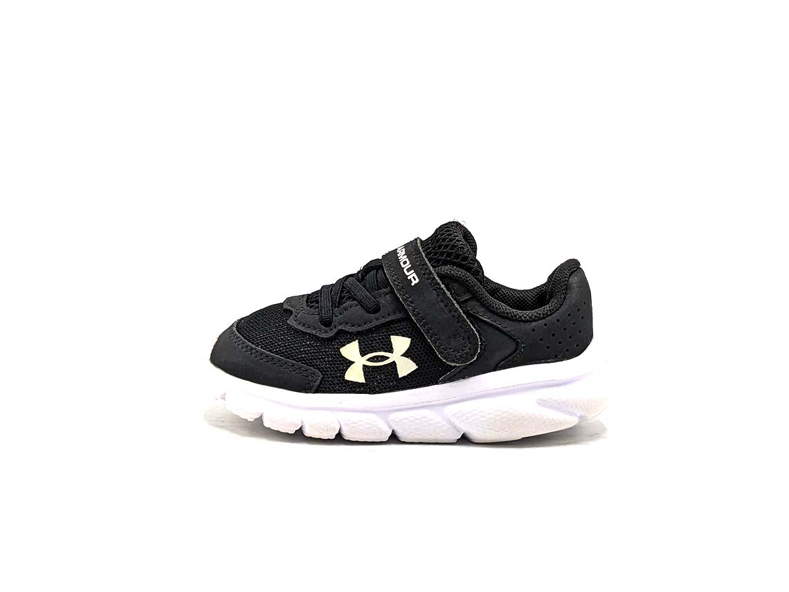 Under Armour Assert 9