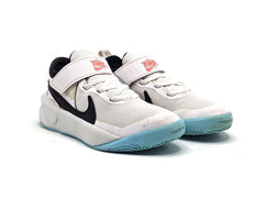 Nike Team Hustle D 10