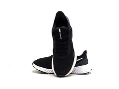 Nike Revolution 5