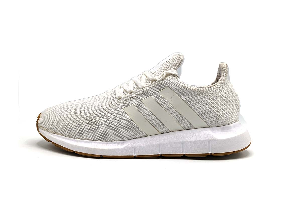 Adidas Swift Run