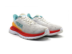 Hoka One One Mach 4