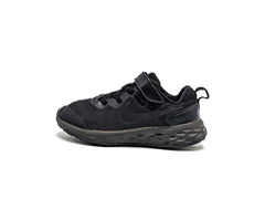 Nike Revolution 6
