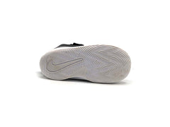 Nike Team Hustle D 9